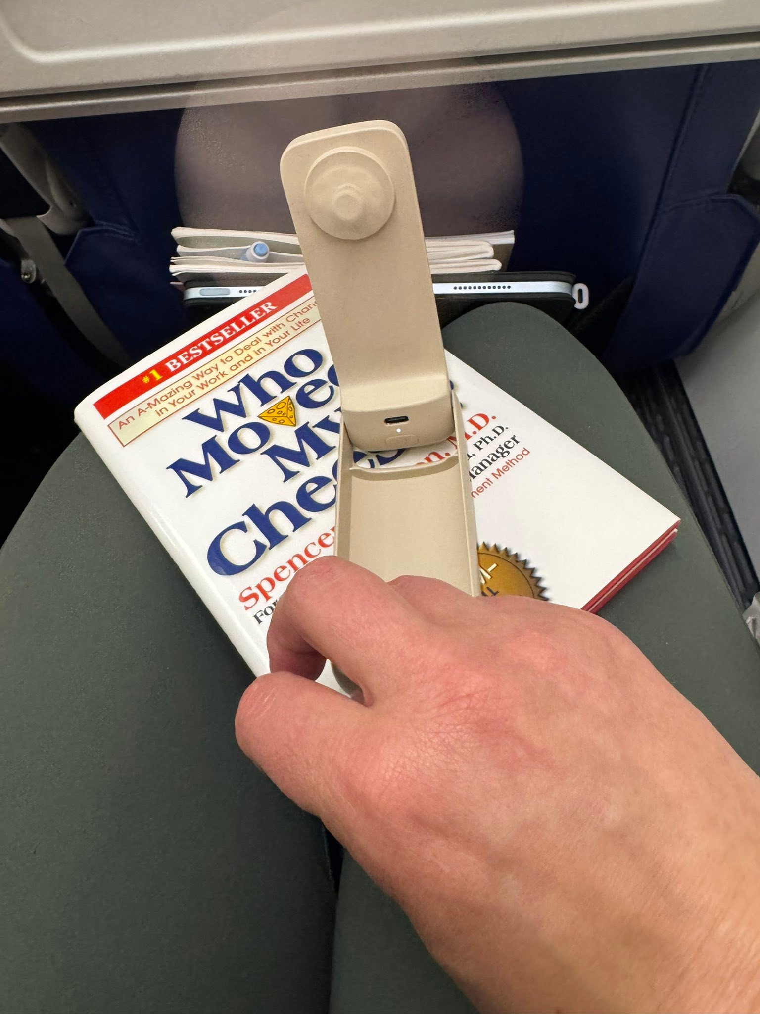 📕 Personal Development Book Club 📕 

We’re wrapping up Who Moved My Cheese for May and getting ready to start The New One Minute Manager for June.

We meet the first Tuesday at 8:30pET on Zoom virtually 💻 

Would you like to join us?