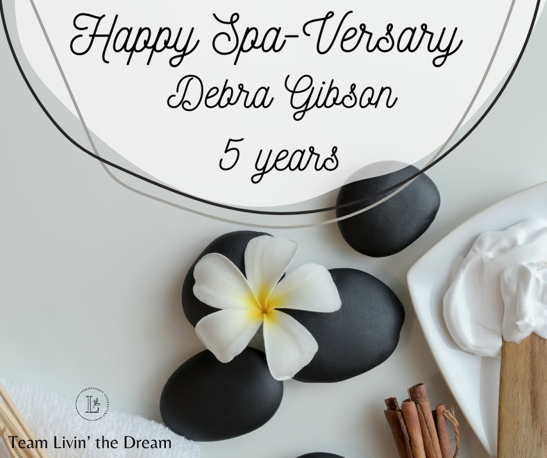Shouting out some amazing ladies for hitting some longevity with @lemongrass_spa_products 👏🏻 #lemongrassspaproducts #denasathomespa #livinthedream