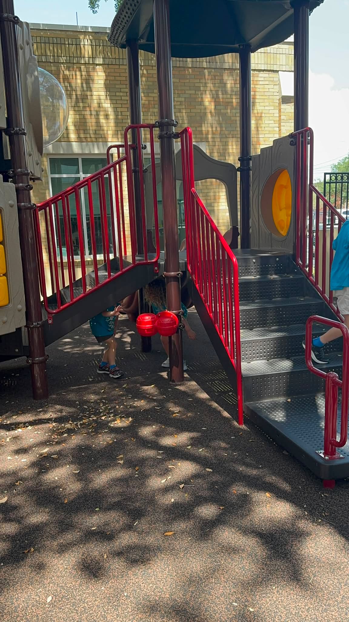 The best playgrounds in FL have shade 🤣