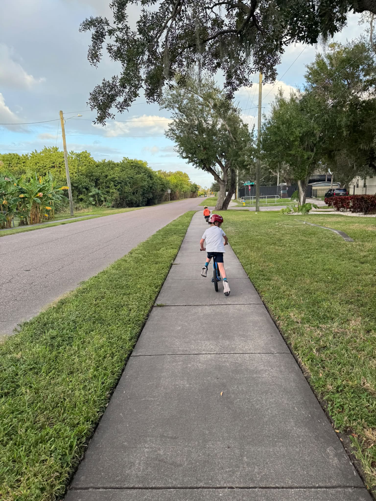 Love that the weather is cooler for bike rides!! 🚲